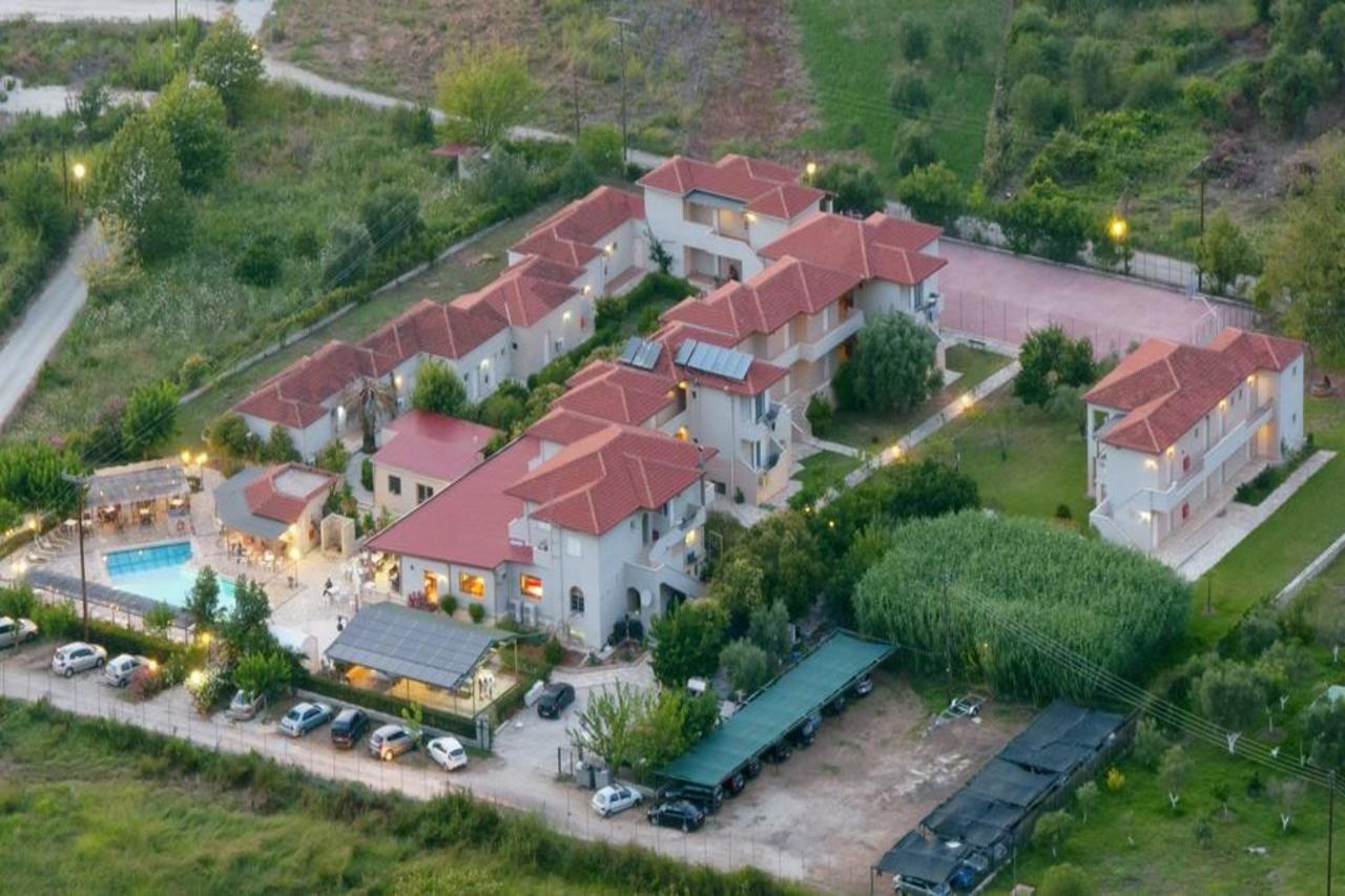Hotel Elina Perdika  Buitenkant foto
